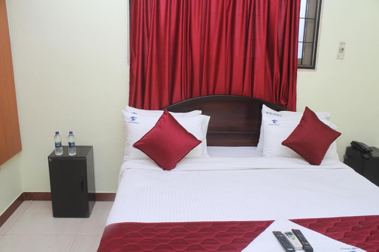 Skyry Hotels T Nagar Chennai Esterno foto