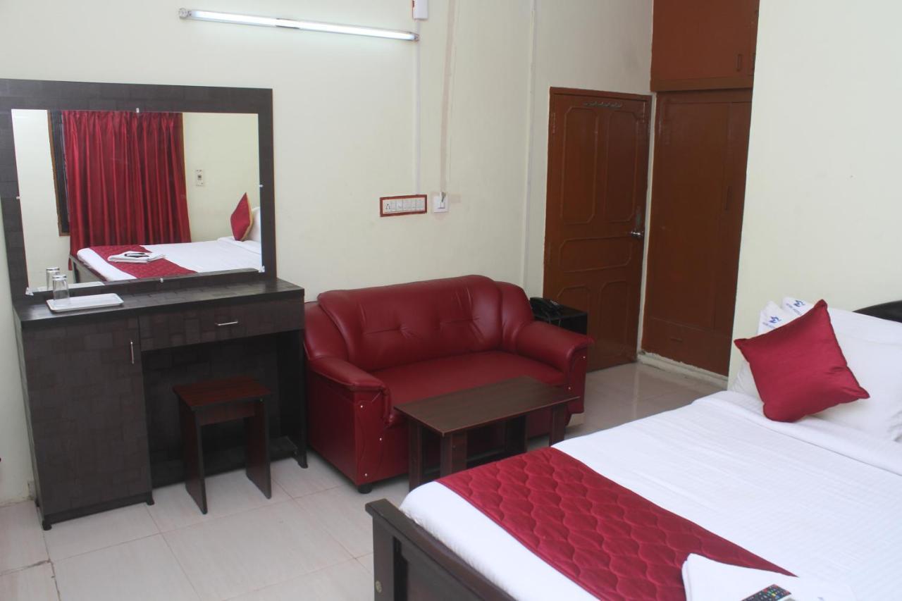 Skyry Hotels T Nagar Chennai Esterno foto